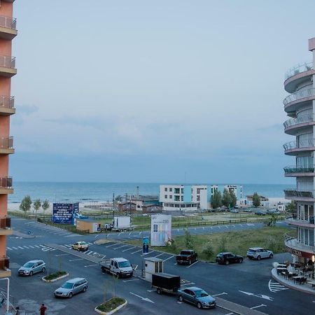 21 By The Sea Apartment Mamaia Exterior foto