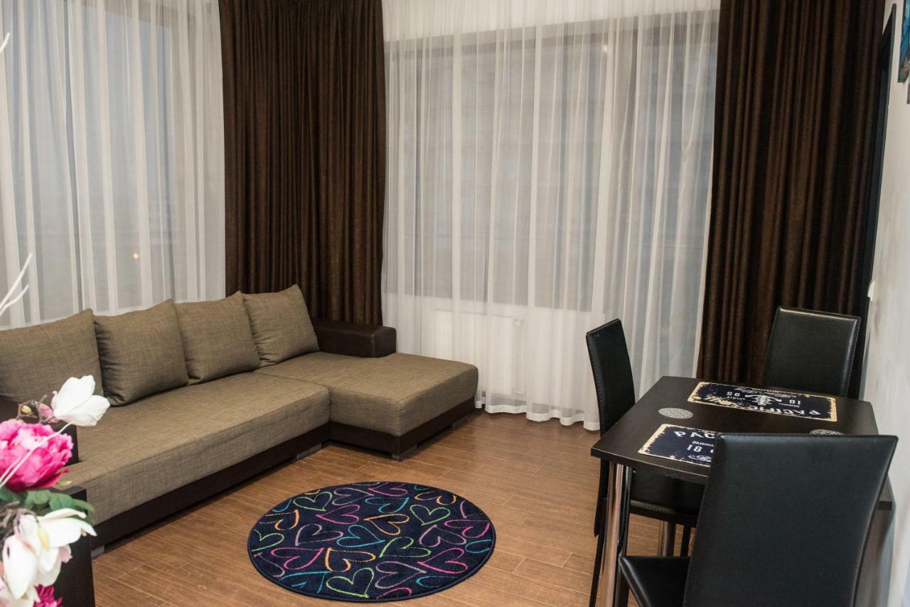 21 By The Sea Apartment Mamaia Exterior foto
